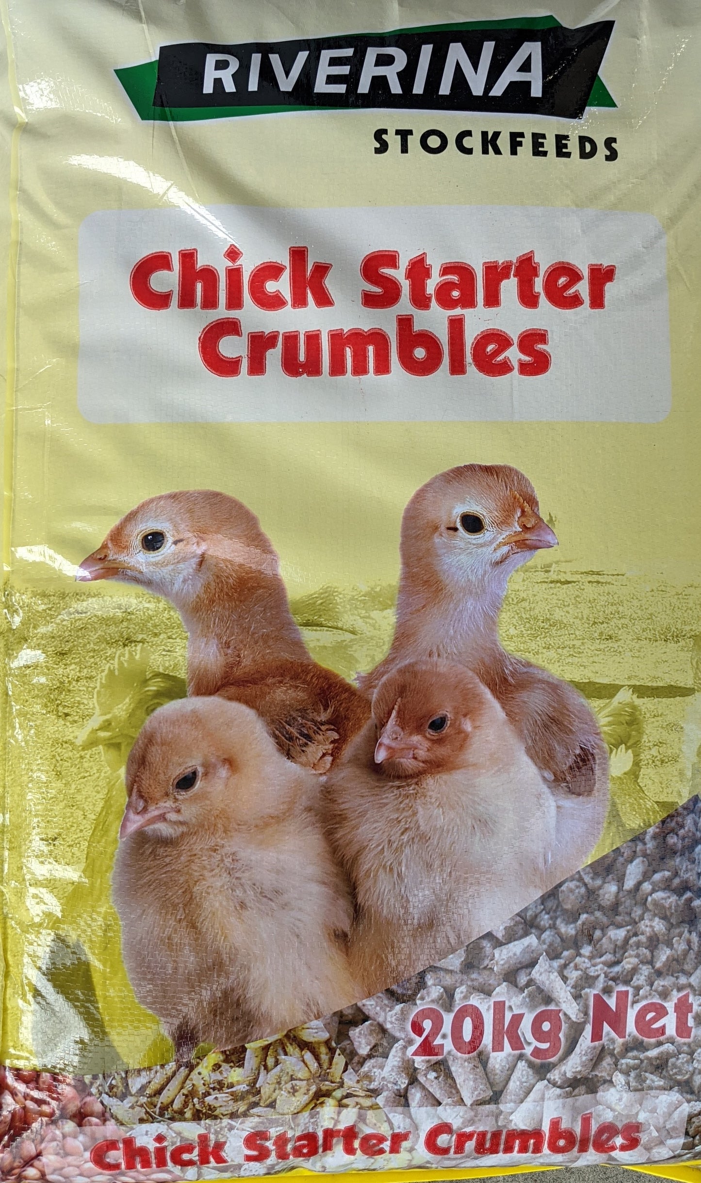 Riverina Chick Starter Crumbles 20kg at Buckhams General Produce