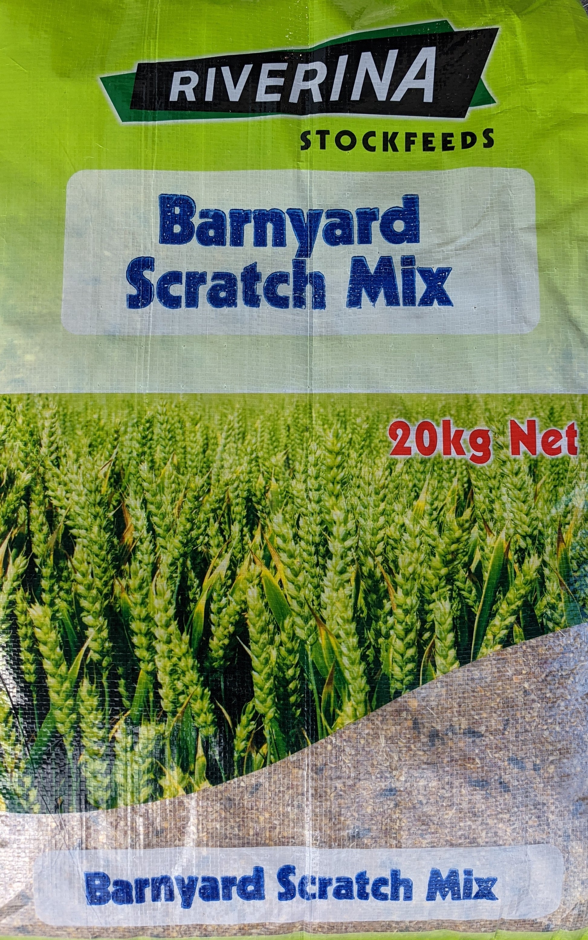 Riverina Barnyard Scratch Mix 20kg at Buckhams General Produce